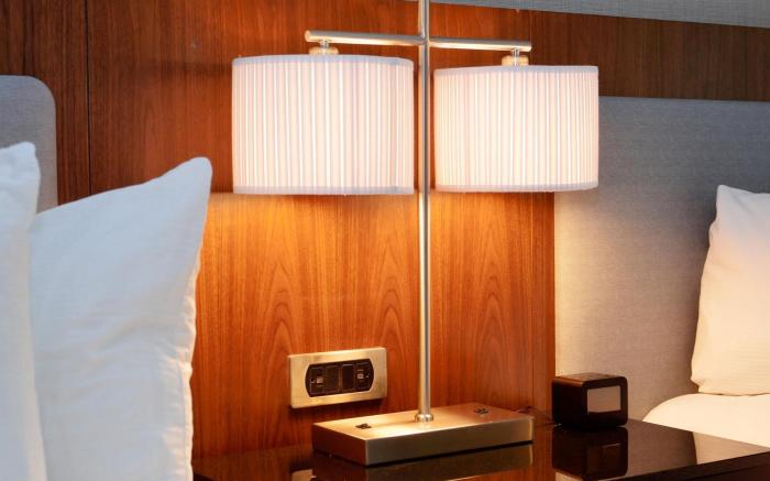 Doubletree By Hilton Newark-Fremont