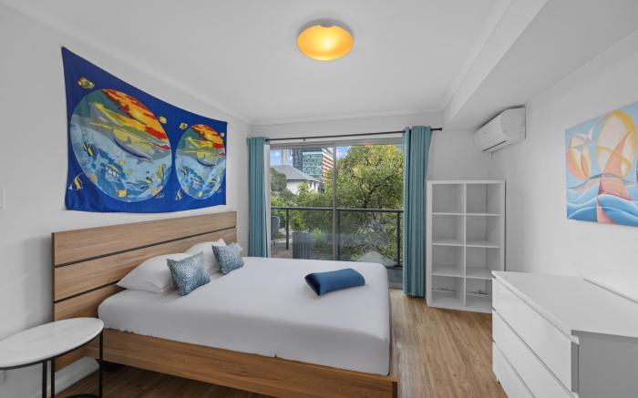 Central Bowen Hills Stay