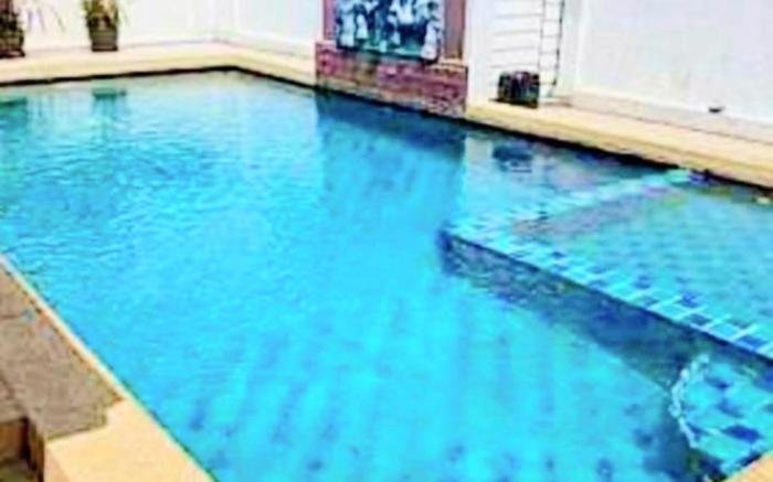 สยามเพลสพูลวิลล่า สยามคันทรี่ พัทยากลาง