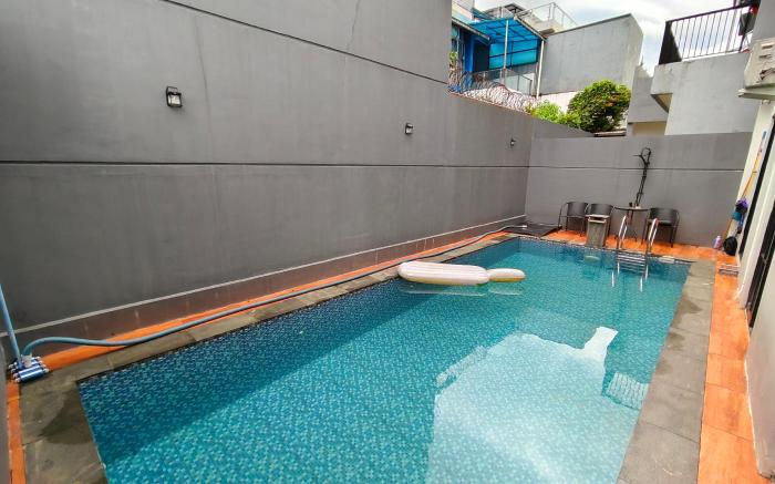 Villa sentul city sewa harian kolam renang rooftop