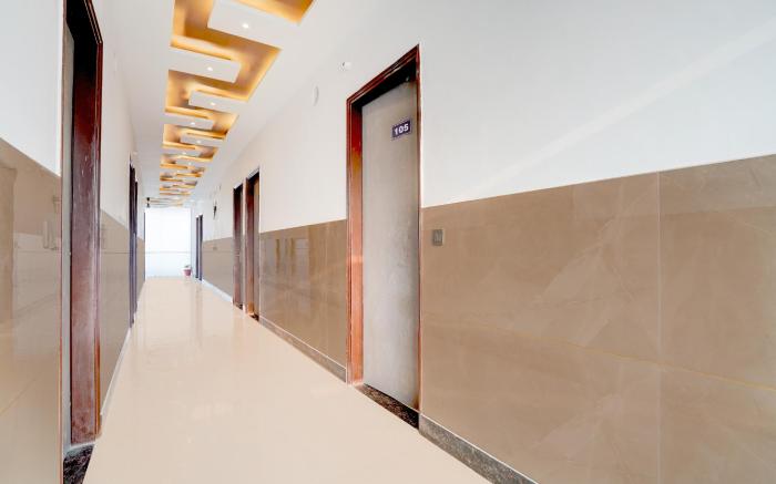 SPOT ON G Grand Hotel