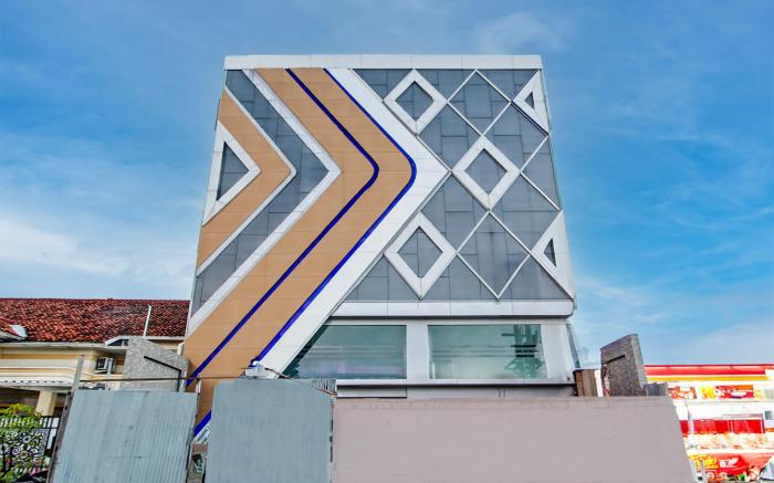 Dancenter Semarang Boutique Hotel