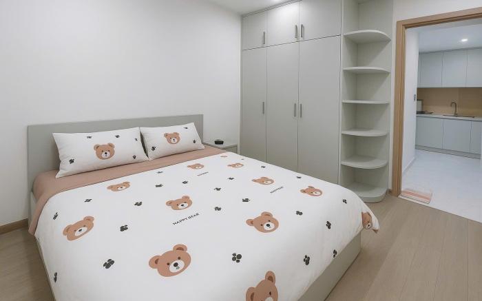 Vinhomes grand park 2 bedroom apartment near Mall 