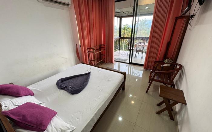 River Valley Inn Haragama