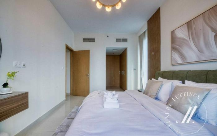 Luxury 2BR Harbour Views Tower 2 , Creek Harbour D