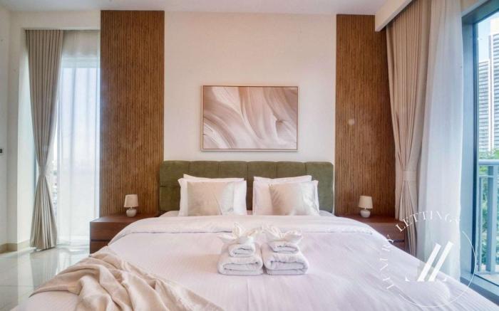 Luxury 2BR Harbour Views Tower 2 , Creek Harbour D