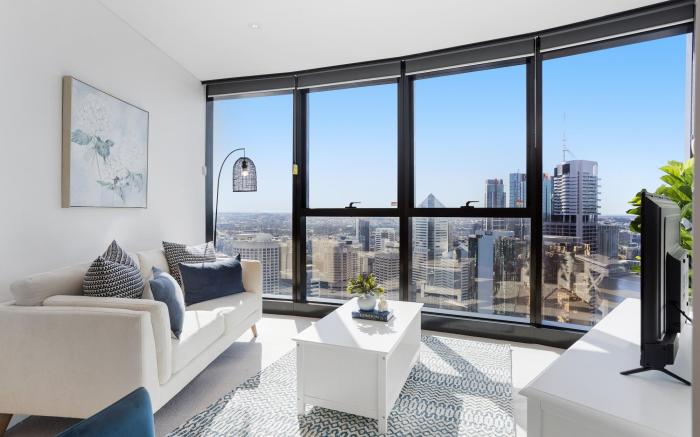 52nd Floor with Panoramic Views of Brisbane City