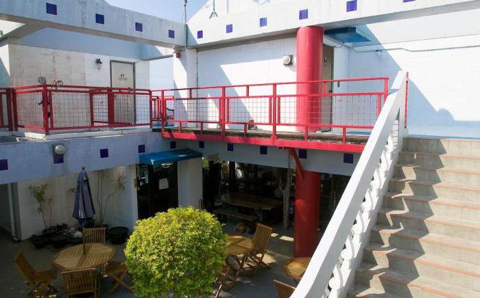 Surfside Bed & Breakfast