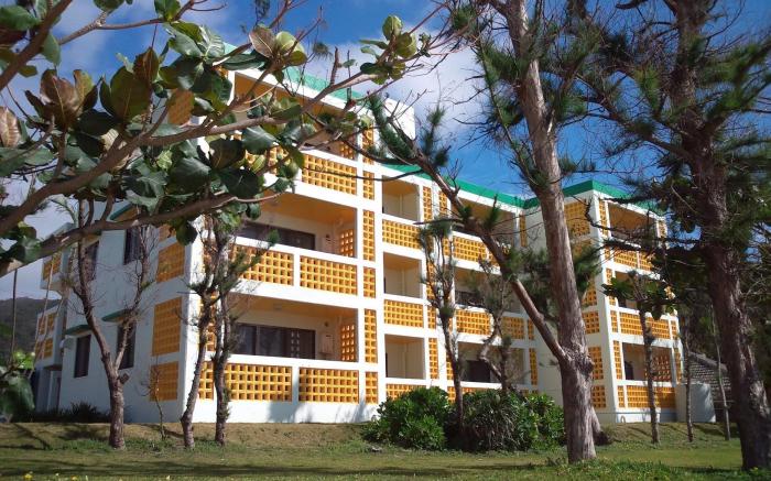 Hotel and Restaurant On The Beach Lue