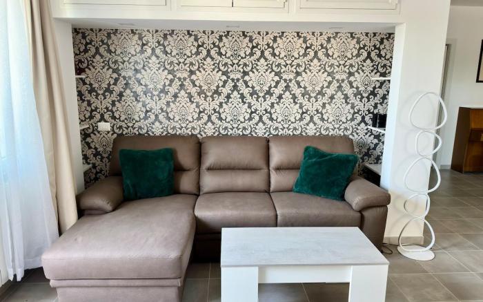 Camera con bagno privato A; Sweet Home Fleming