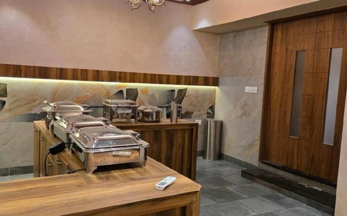 Ceylon Bake House Woodland Junction Ernakulam