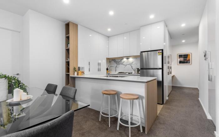 Remarkable 3-Bed with City Views & Swimming Pool