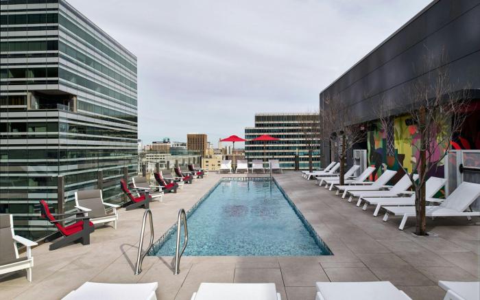 citizenM Austin Downtown