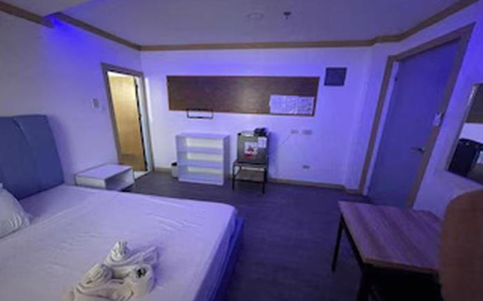 Collection O JM Lodge Near Clark Airport