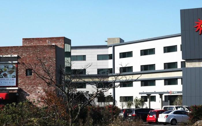 Ra Tourist Hotel