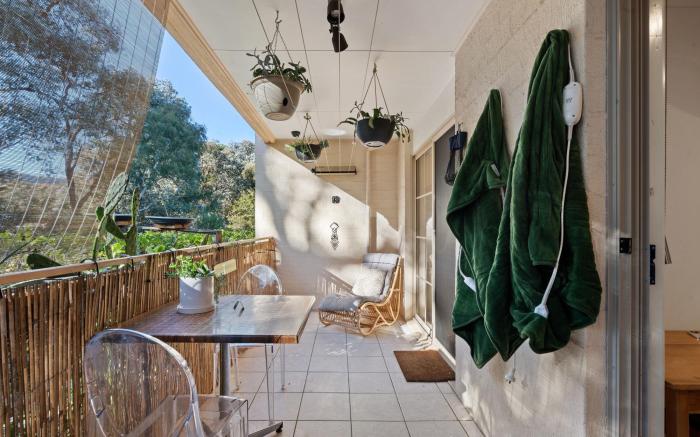 3-Bed Apartment in Holiday Style Resort with Pool