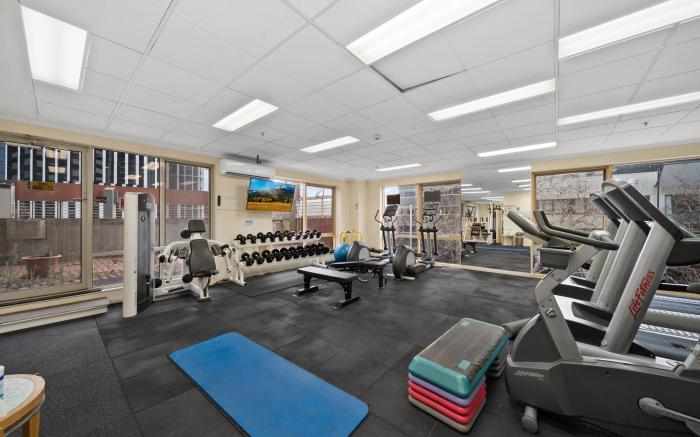 Central ACT Studio with Indoor Pool and Gym