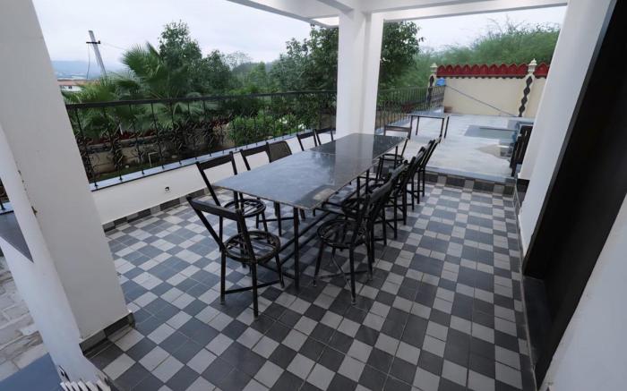 The Secret Villa (Entire Property with Pool)