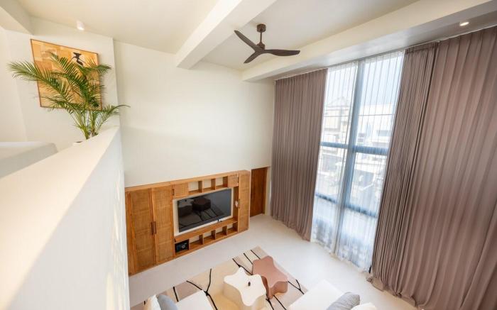 Gate 11 Mezzanine Apt 2 • Brand new