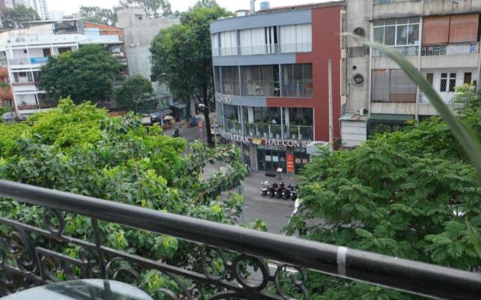 Cozy Saigon Sunset Apartment - Steps to Bui Vien