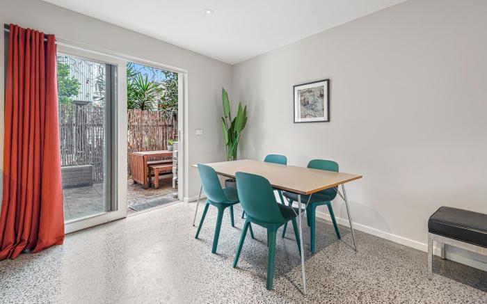 Convenient Bayside Living at the Edge of the City