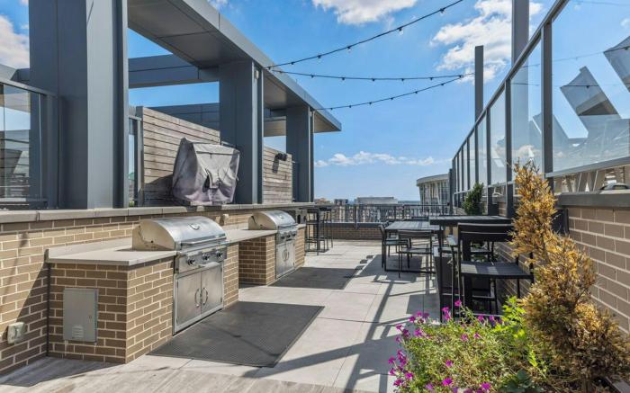 Placemakr Marymount Ballston