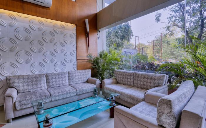 Hotel Amrit Residency