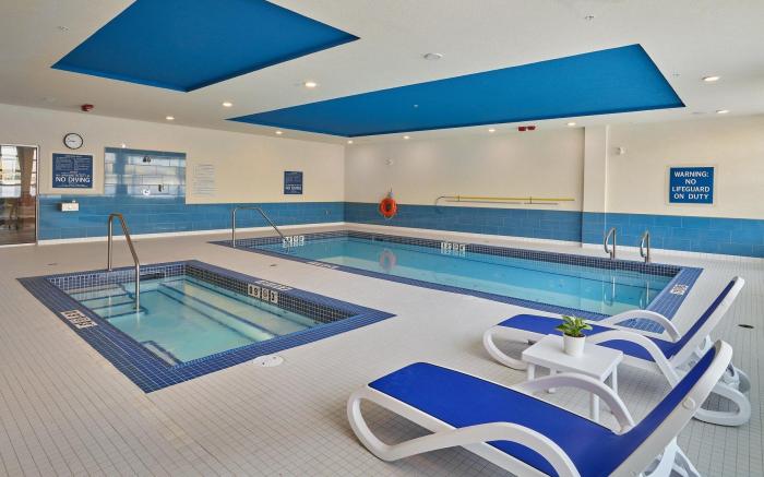 Four Points by Sheraton Edmonton West