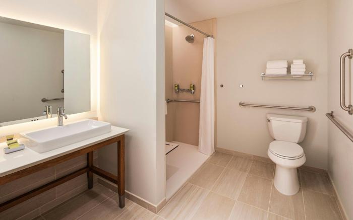 Element Minneapolis Downtown