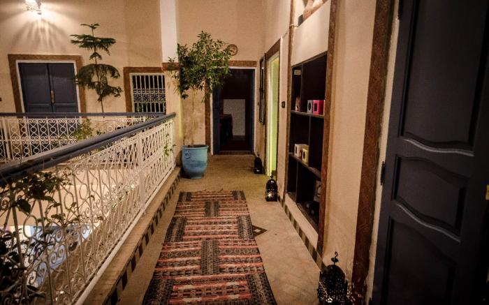 Riad Azalia