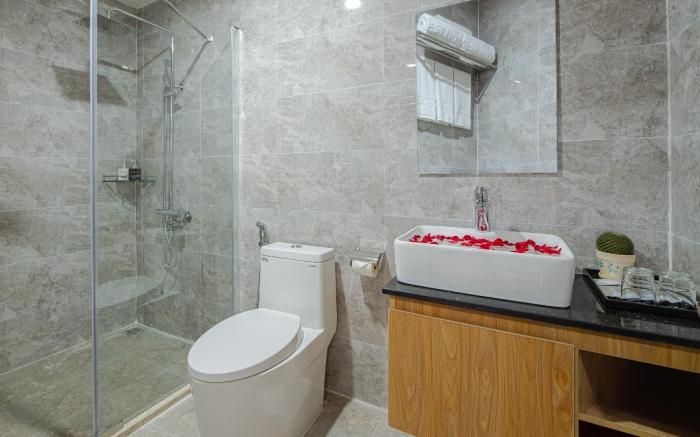 Rest Hotel & Apartment