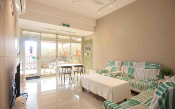 千尋民宿 經典四人房 附陽台