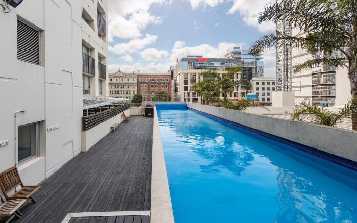 Auckland Harbour Suites