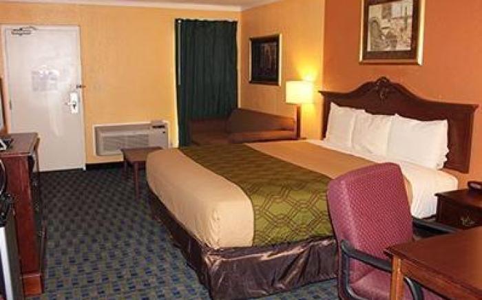 Econo Lodge Austin North near The Domain