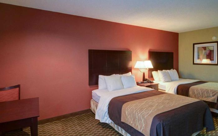 Quality Inn & Suites Pine Bluff