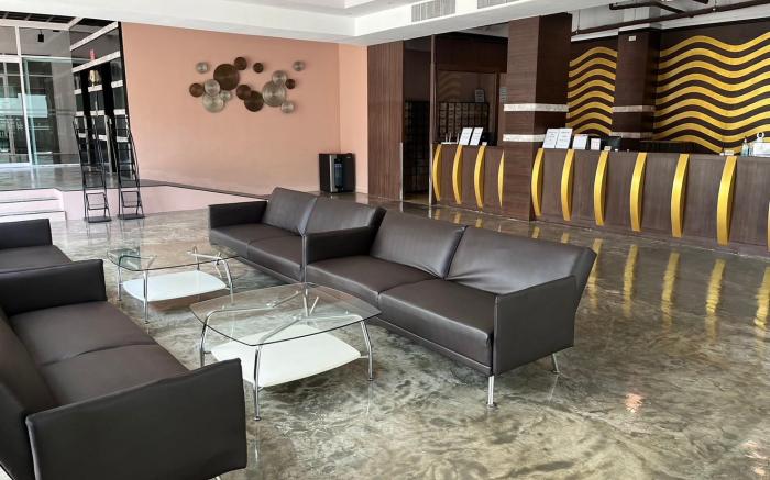 Crown Pattaya Beach Hotel