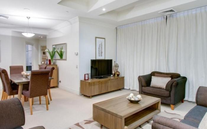 Macarthur Chambers Apartments