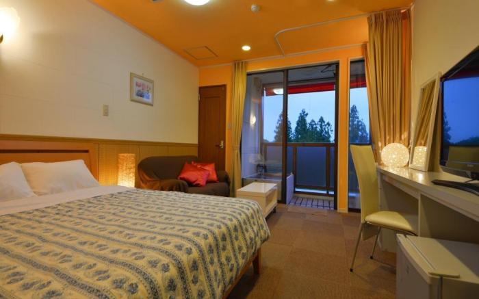 Hotel Casual Euro