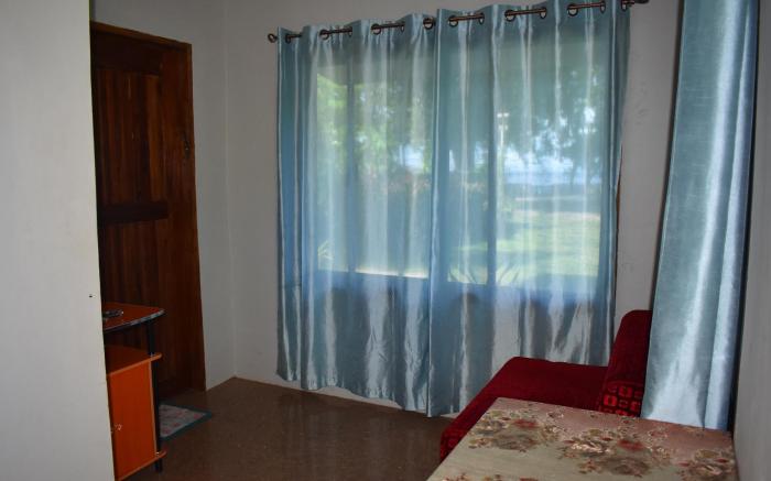 Seaside Traveler's Inn sleep 4 guests