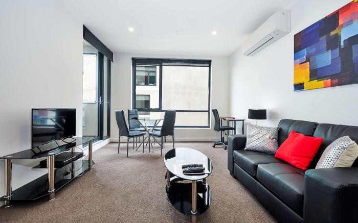 Melbourne Knox Central Apartment Hotel
