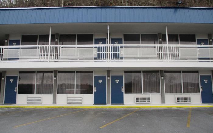 Motel 6 Chilhowie, VA - I-81