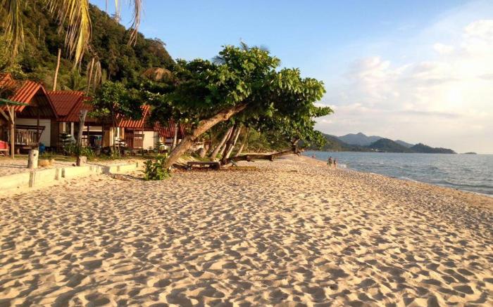 White Sand Beach Resort