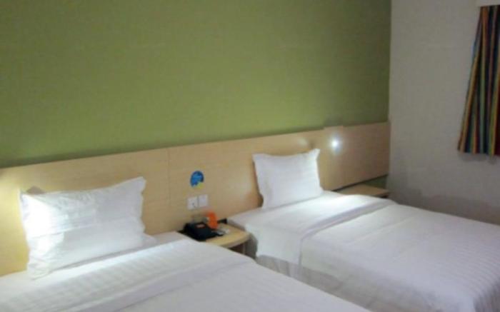 7 Days Inn Yuncheng Zhongyin Avenue Municipal Government