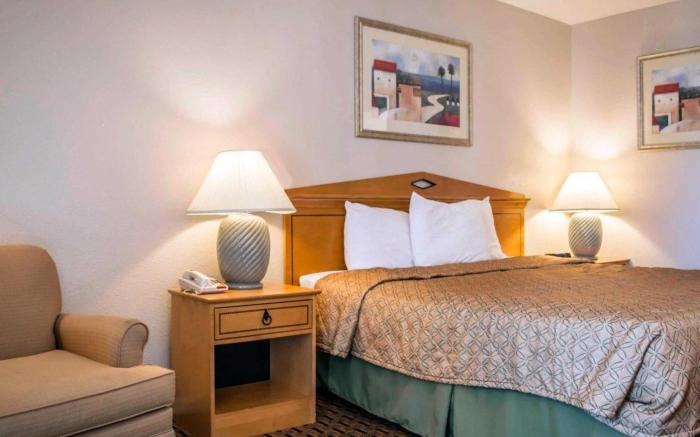 Rodeway Inn