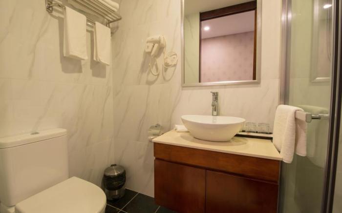 Megaboom City Hotel