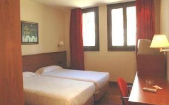 Sno Hotel Candanchu
