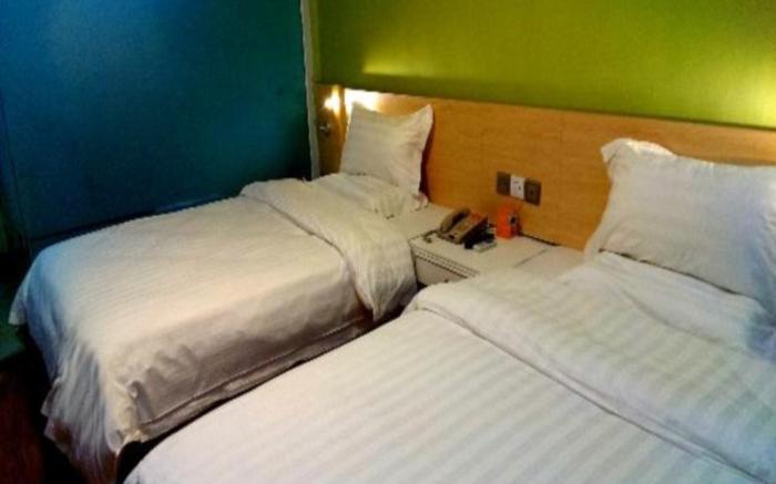 7 Days Inn Emei Mountain Haochi Street
