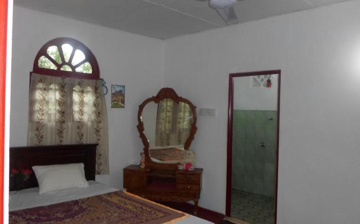 Raveena Home Stay