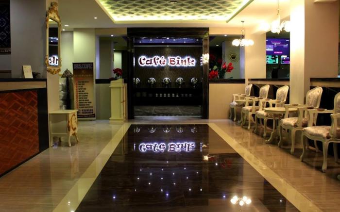 Grand Batik Inn