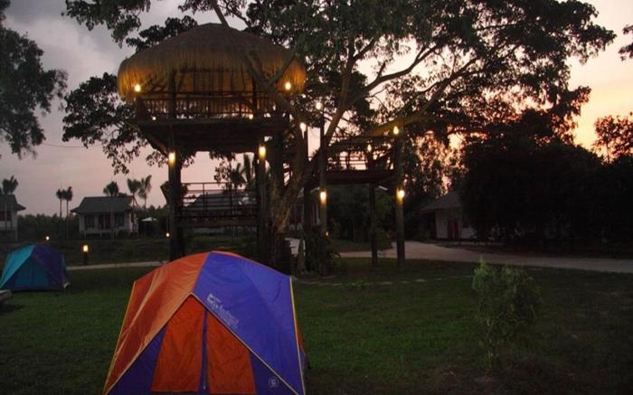 Resort Railumpoo Farm and Camping